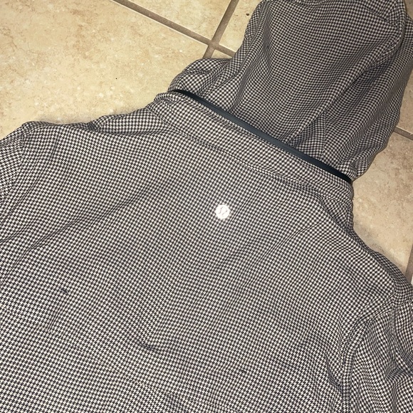 Lululemon Houndstooth Brown Rain Jacket - Picture 7 of 8